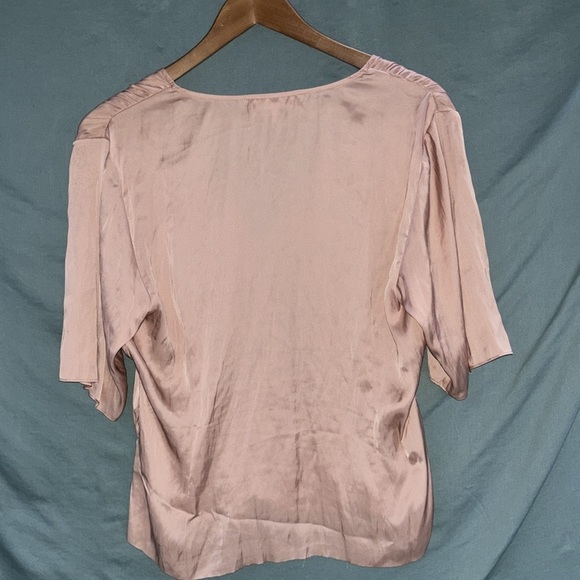 EUC Frame Pink Shirred V-Neck Blouse Size Large Retro 90s Vibe Fire Rose Summer - Picture 4 of 6